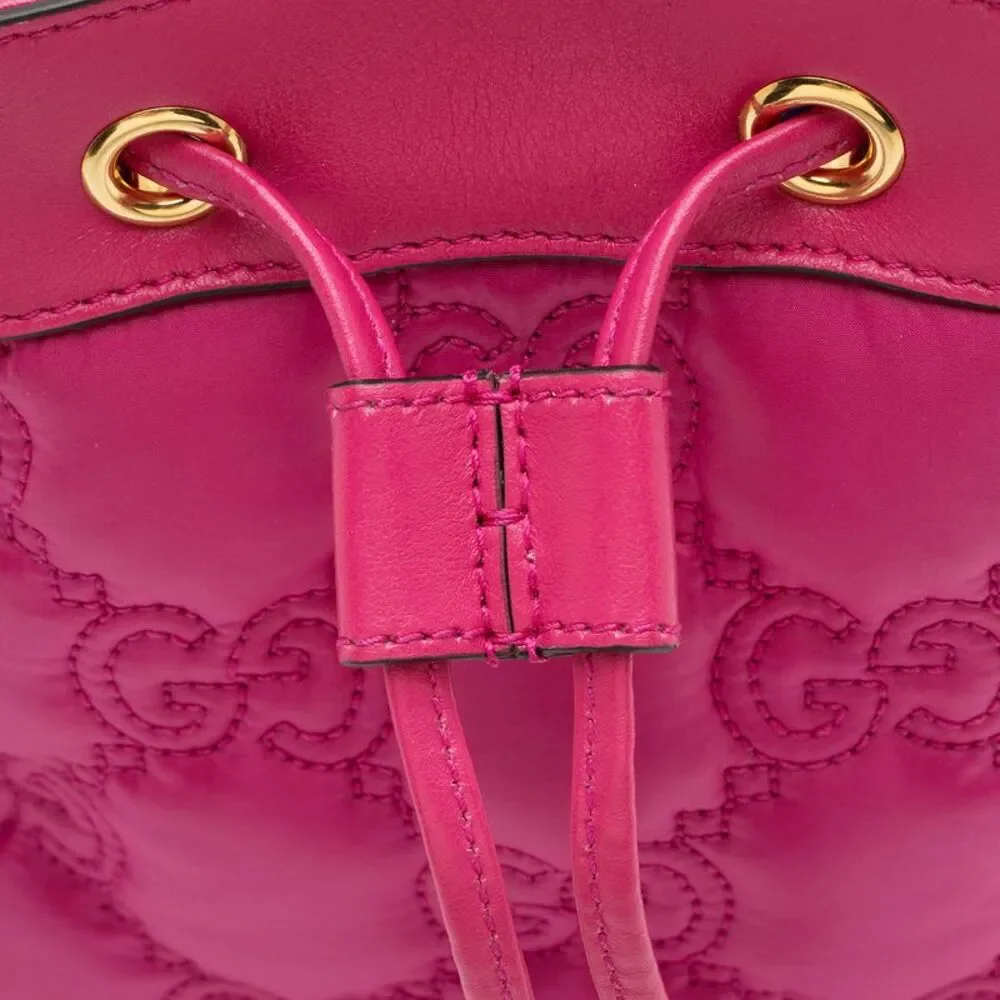 Gucci Jumbo GG Matelasse Leather Bucket Bag